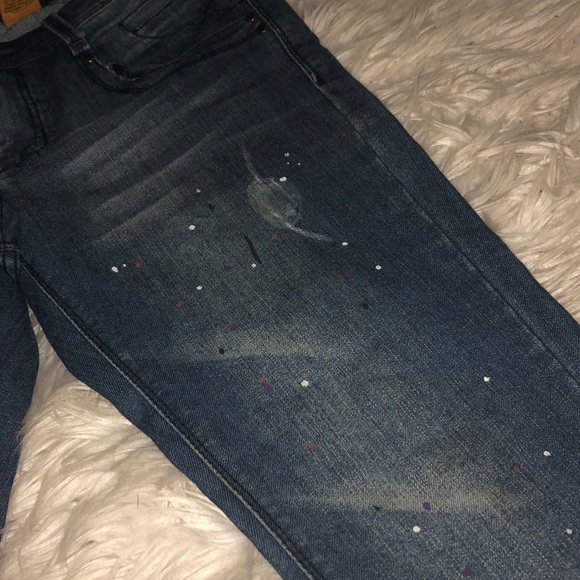 Paint splattered denim jeans 🎨 - Picture 3 of 5